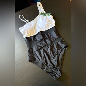 Elegant Black and White One-Piece Swimsuit M NWT